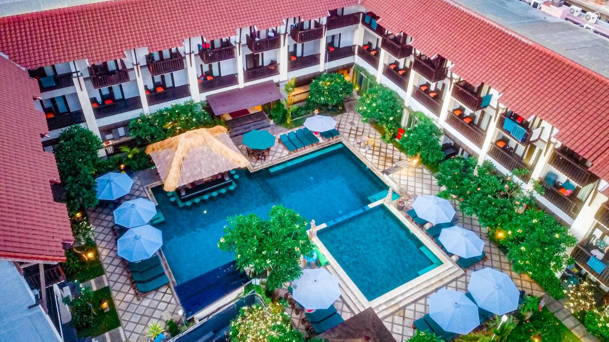 The Lokha Legian Resort & Spa Exterior foto