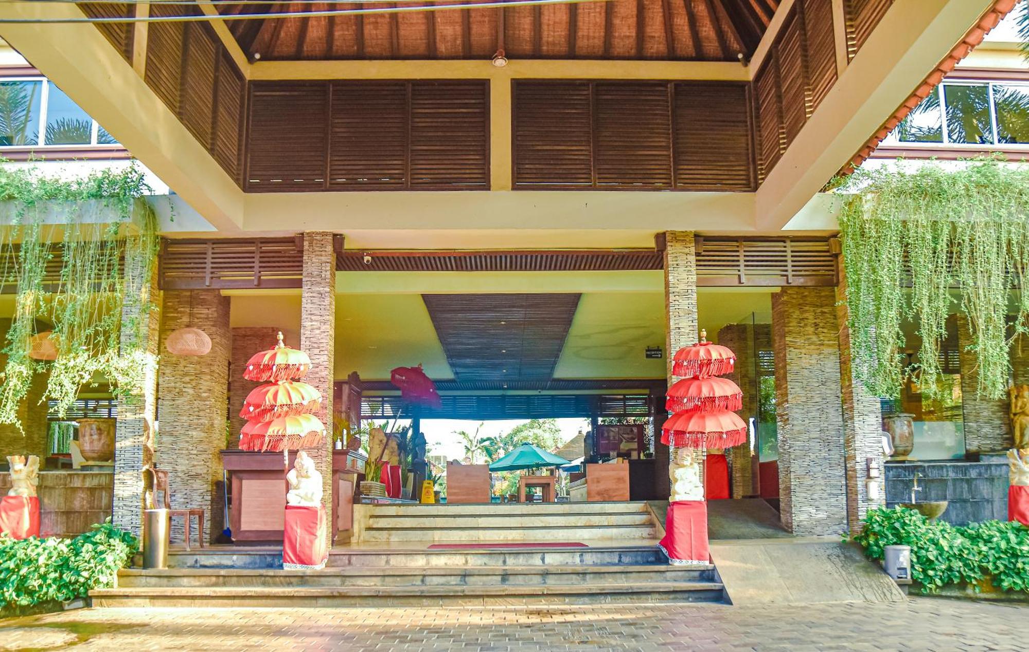 The Lokha Legian Resort & Spa Exterior foto