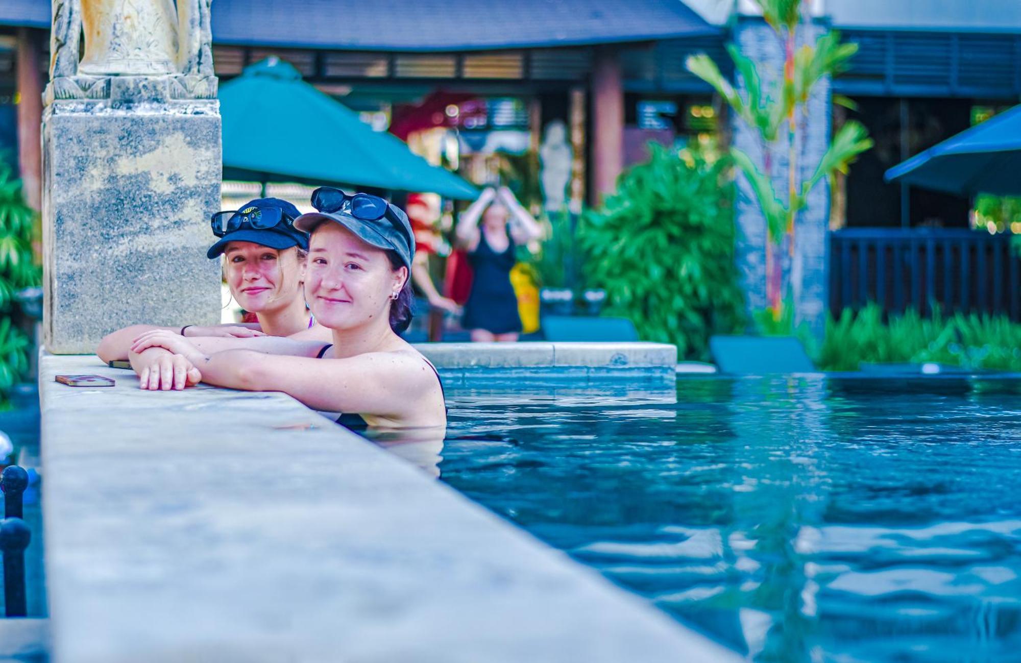 The Lokha Legian Resort & Spa Exterior foto
