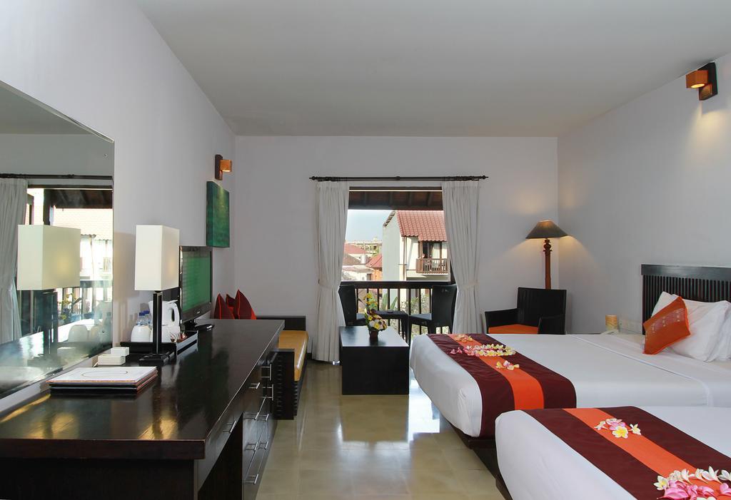 The Lokha Legian Resort & Spa Exterior foto