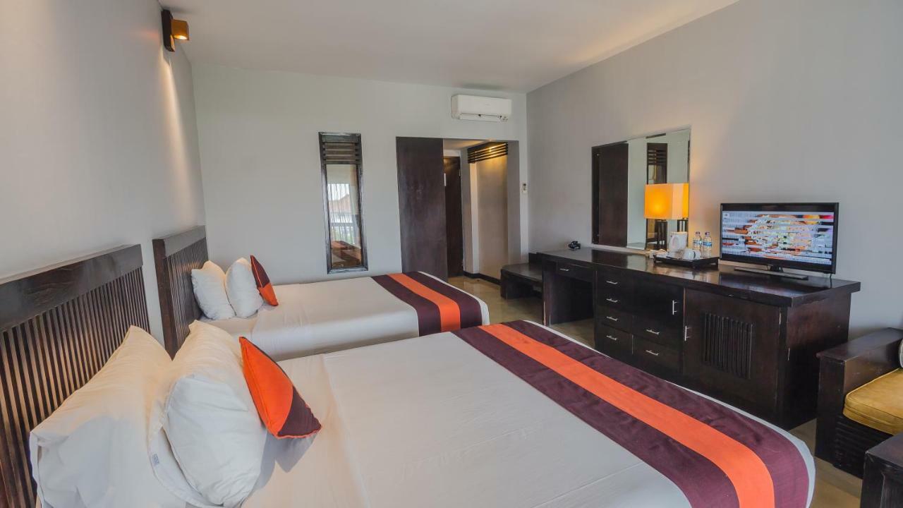 The Lokha Legian Resort & Spa Exterior foto