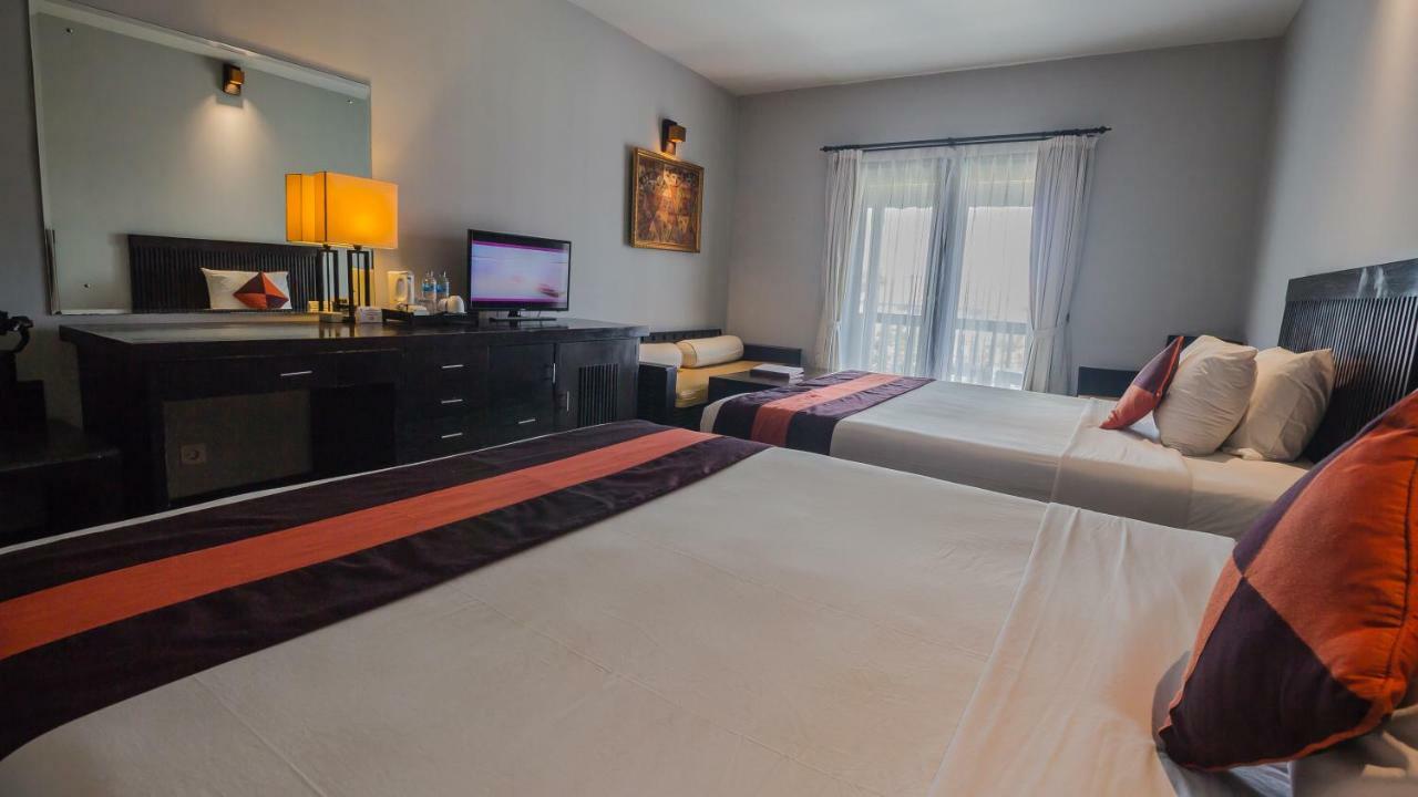 The Lokha Legian Resort & Spa Exterior foto