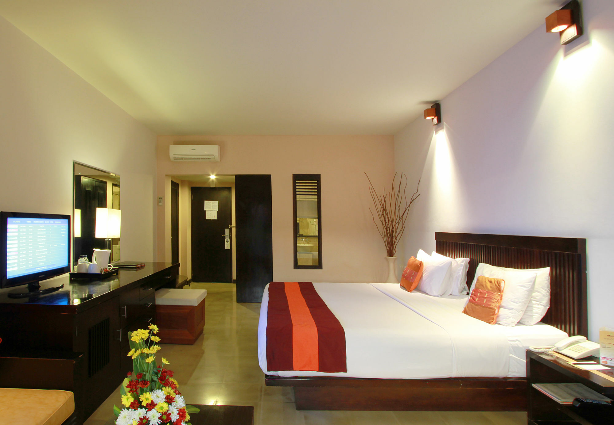 The Lokha Legian Resort & Spa Exterior foto