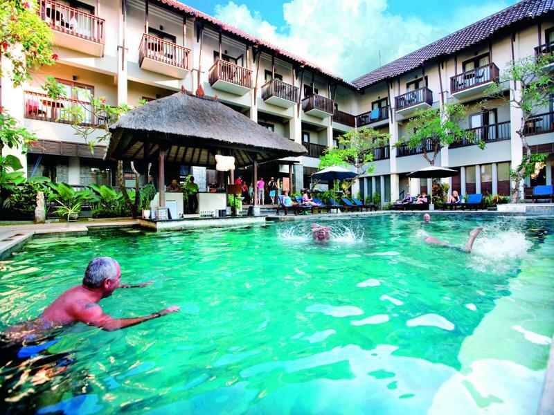 The Lokha Legian Resort & Spa Exterior foto
