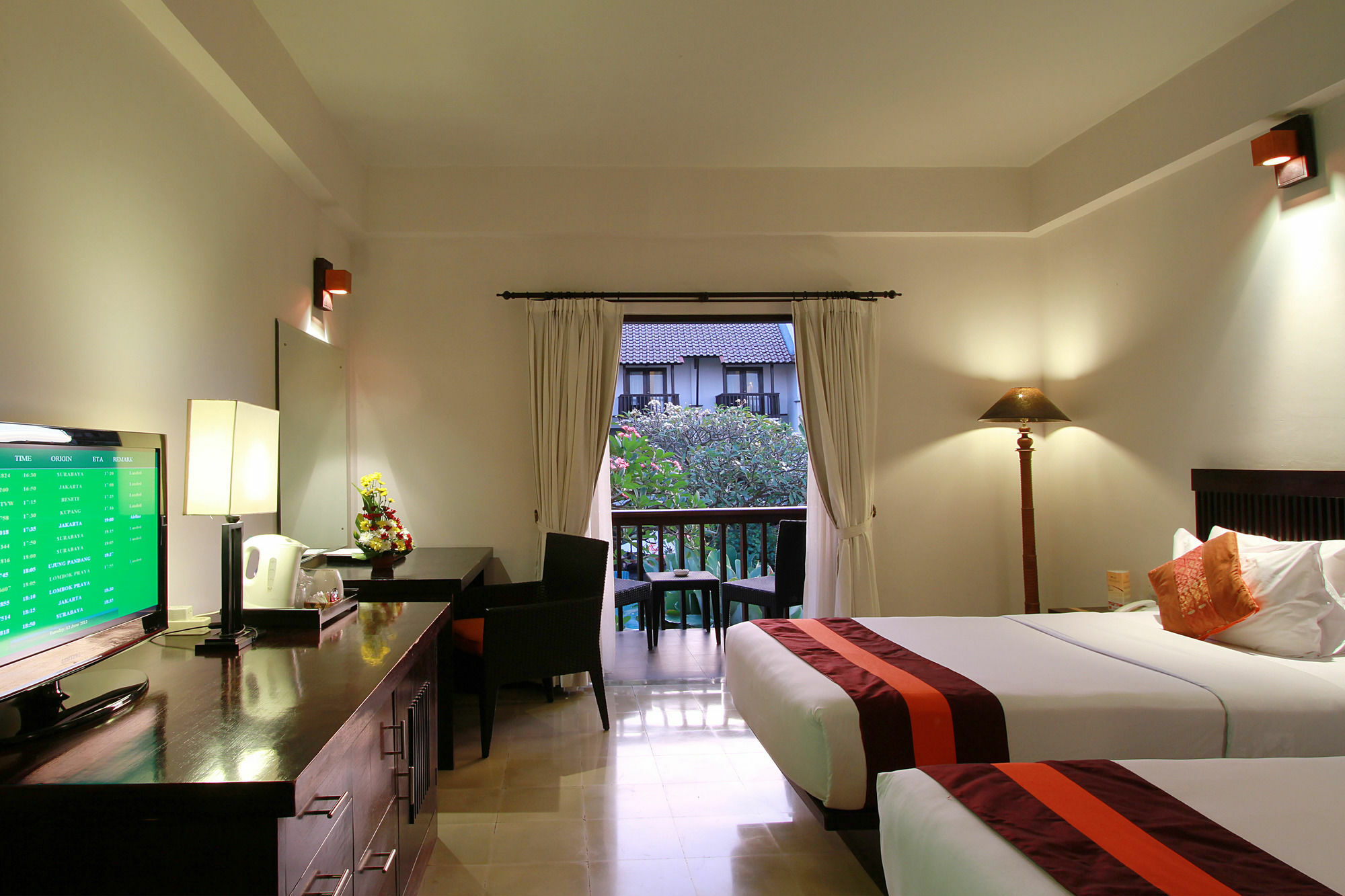 The Lokha Legian Resort & Spa Exterior foto