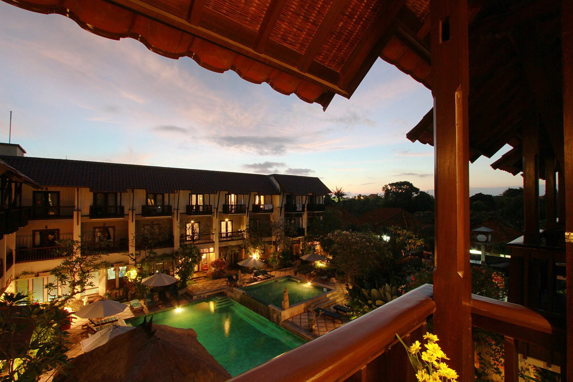 The Lokha Legian Resort & Spa Exterior foto
